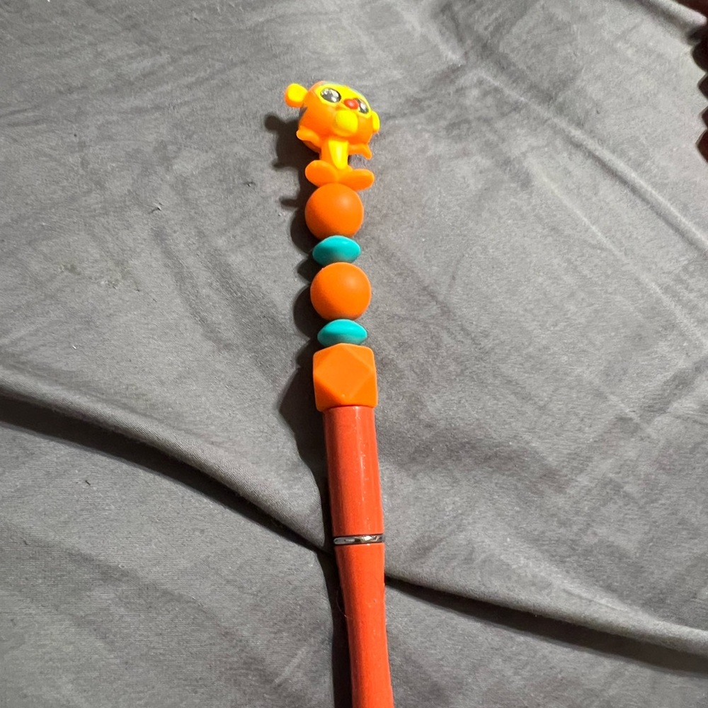 Orange Neon Tigger Disney Doorable Pen